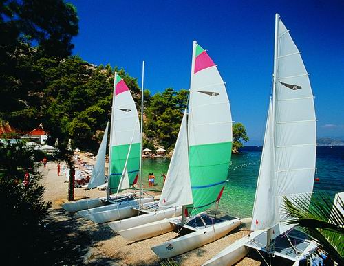 Hillside Beach HV-1