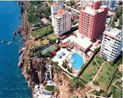 Adonis Hotel 5*