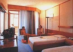 Sirma Apart 3*