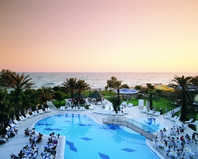 Sandy Beach 3*