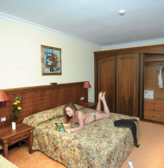 Turan Prince Residence 5*
