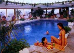 Ador Altinel 4*