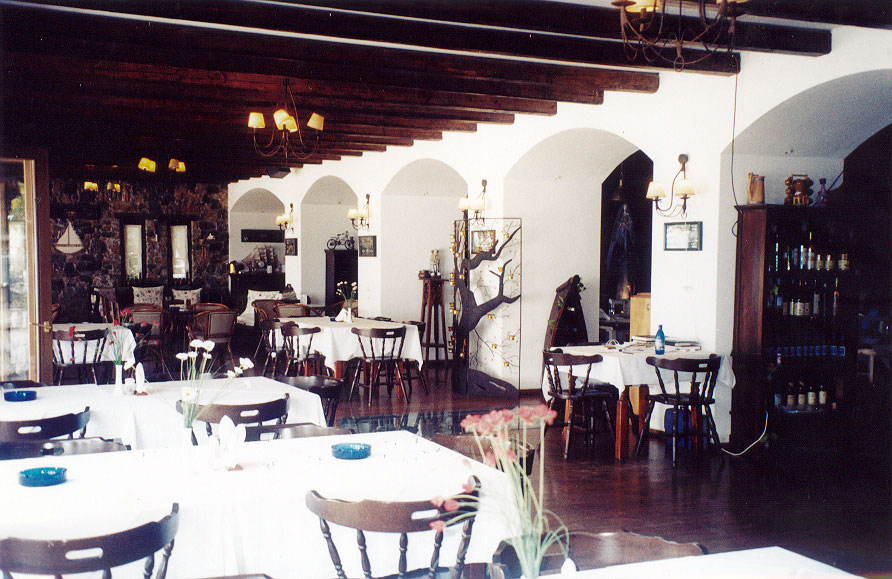 Acropol Beach Hotel 3*