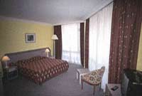 Zurich 4*